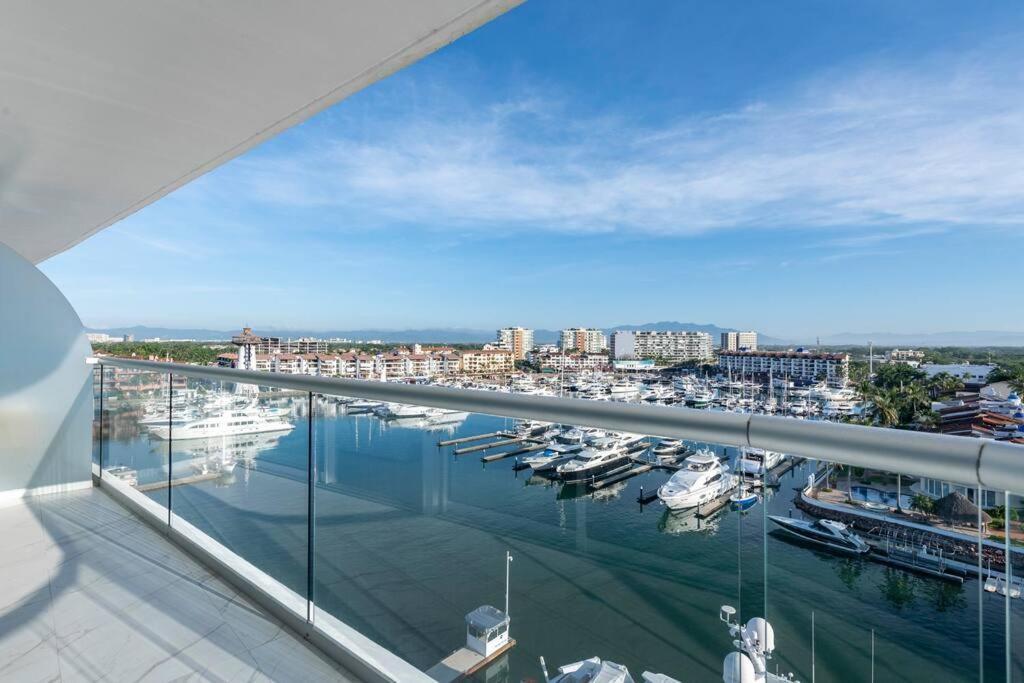 Luxury Condo On The Marina Puerto Vallarta Ngoại thất bức ảnh